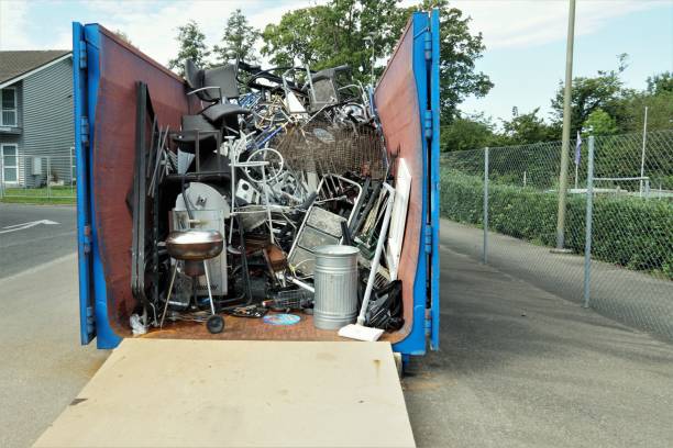 Best Yard Cleanup Services  in Eaton, IN